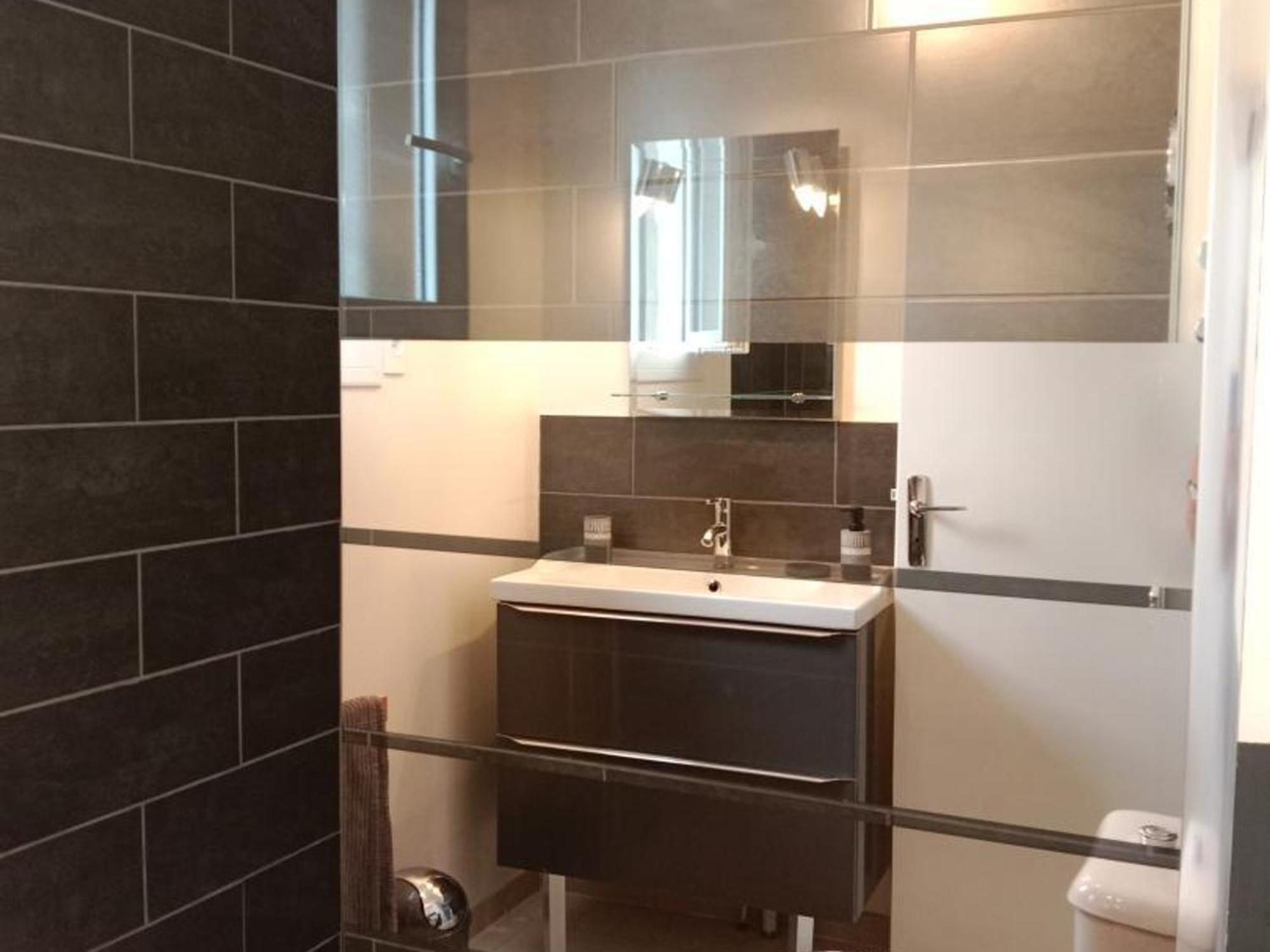 Maison Renovee Proche Vichy : 3 Chambres, Cour Fermee, Tout Inclus, Ideal Curistes Et Activites Naturelles - Fr-1-489-481 Bellerive-sur-Allier Exterior foto