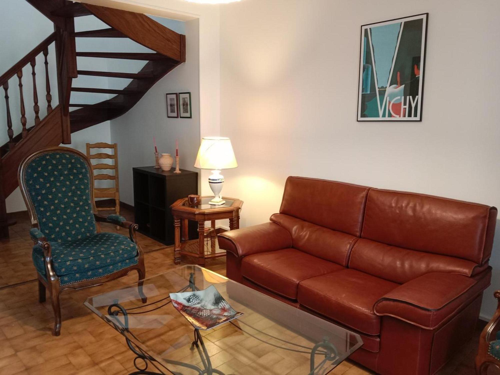 Maison Renovee Proche Vichy : 3 Chambres, Cour Fermee, Tout Inclus, Ideal Curistes Et Activites Naturelles - Fr-1-489-481 Bellerive-sur-Allier Exterior foto