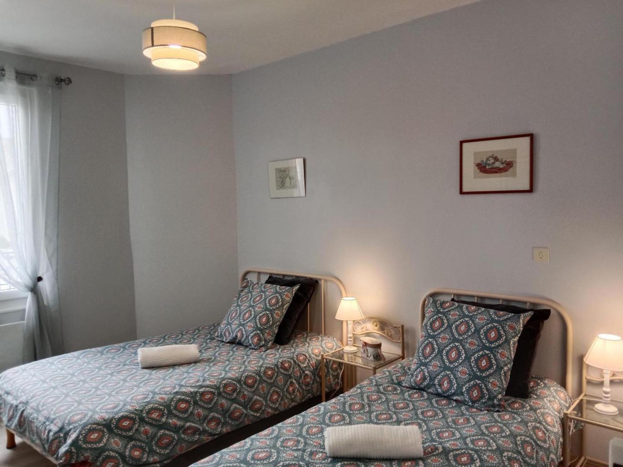 Maison Renovee Proche Vichy : 3 Chambres, Cour Fermee, Tout Inclus, Ideal Curistes Et Activites Naturelles - Fr-1-489-481 Bellerive-sur-Allier Exterior foto